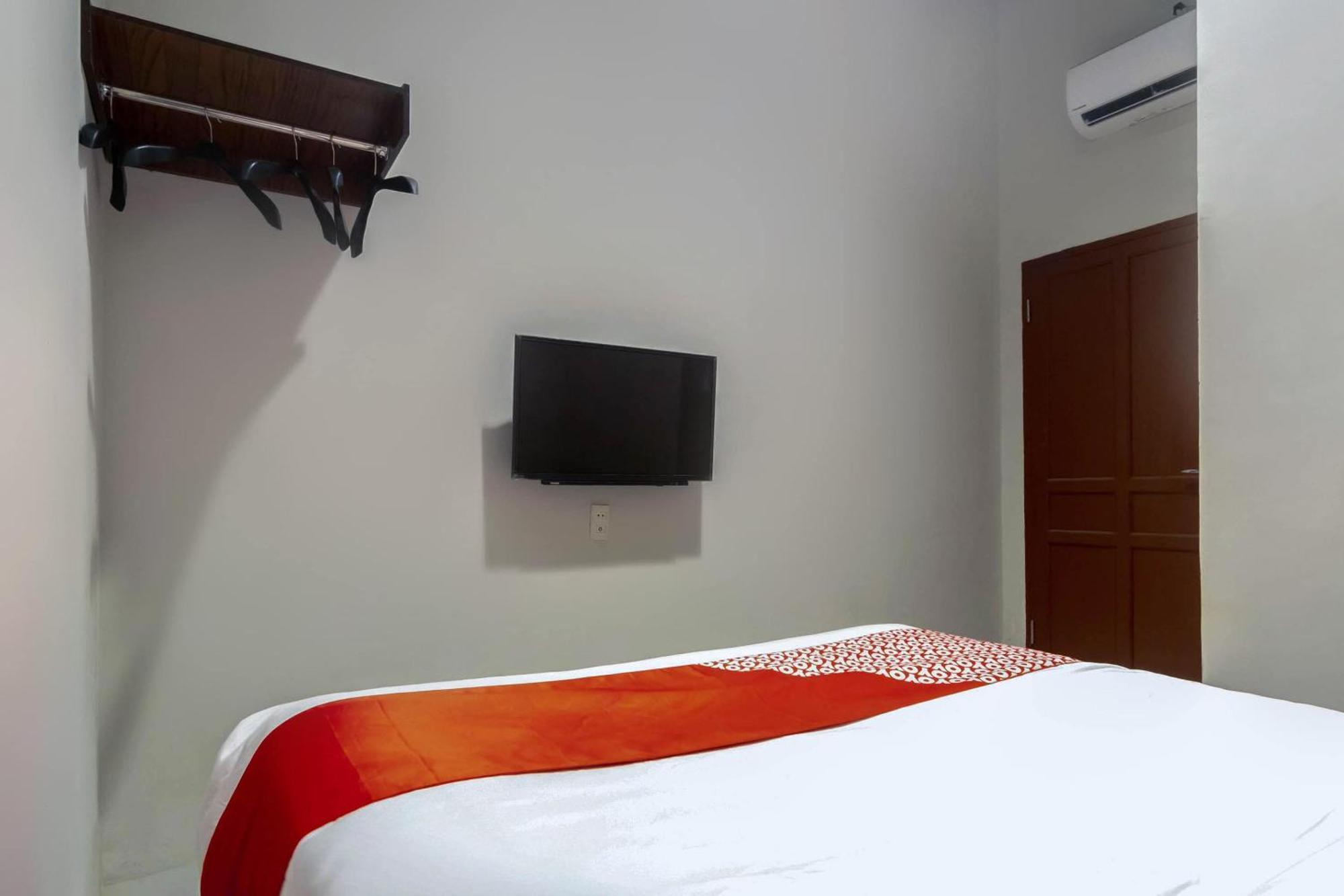 Super Oyo 2345 Homestay Jaya 메단 외부 사진
