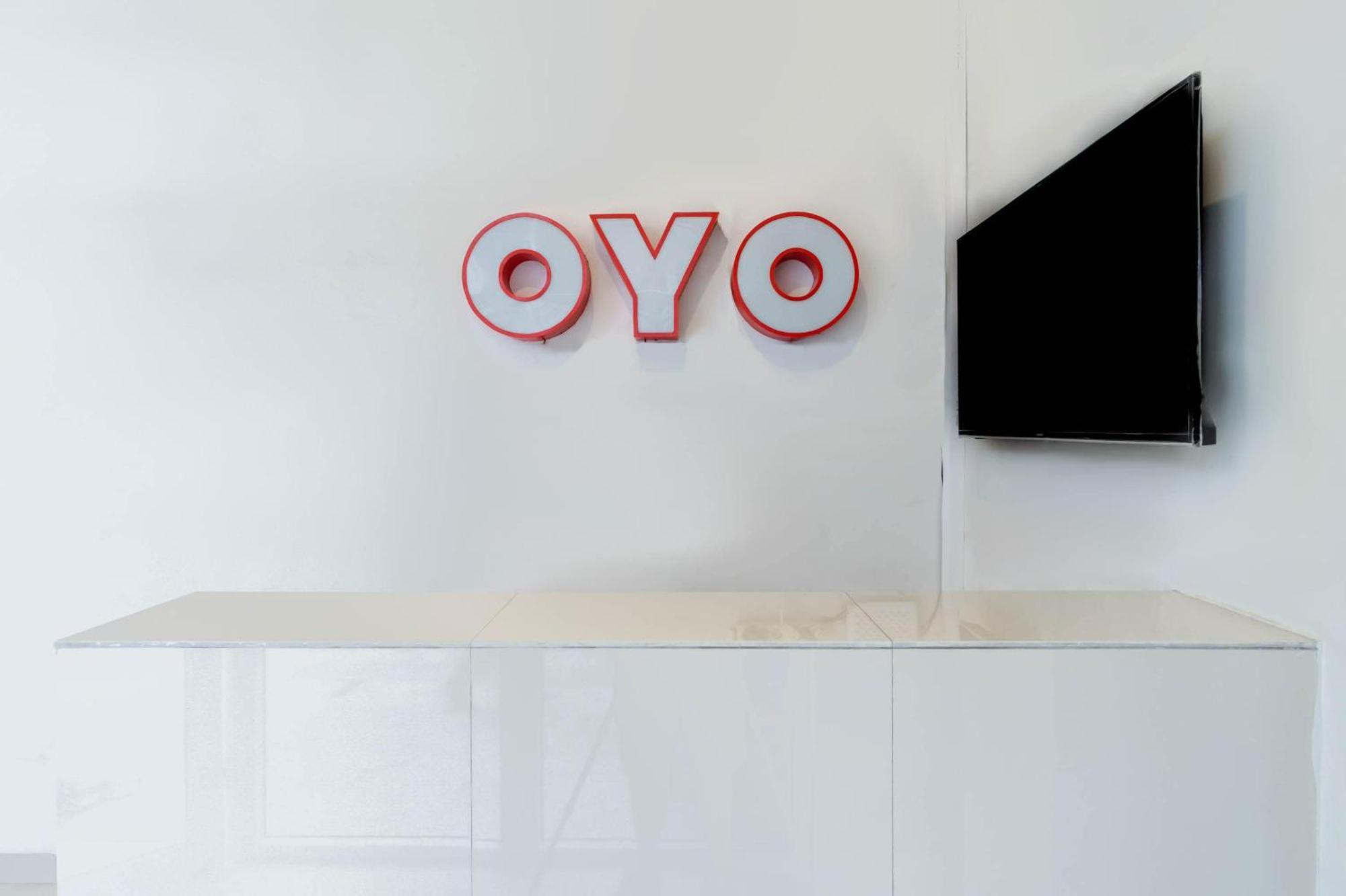 Super Oyo 2345 Homestay Jaya 메단 외부 사진