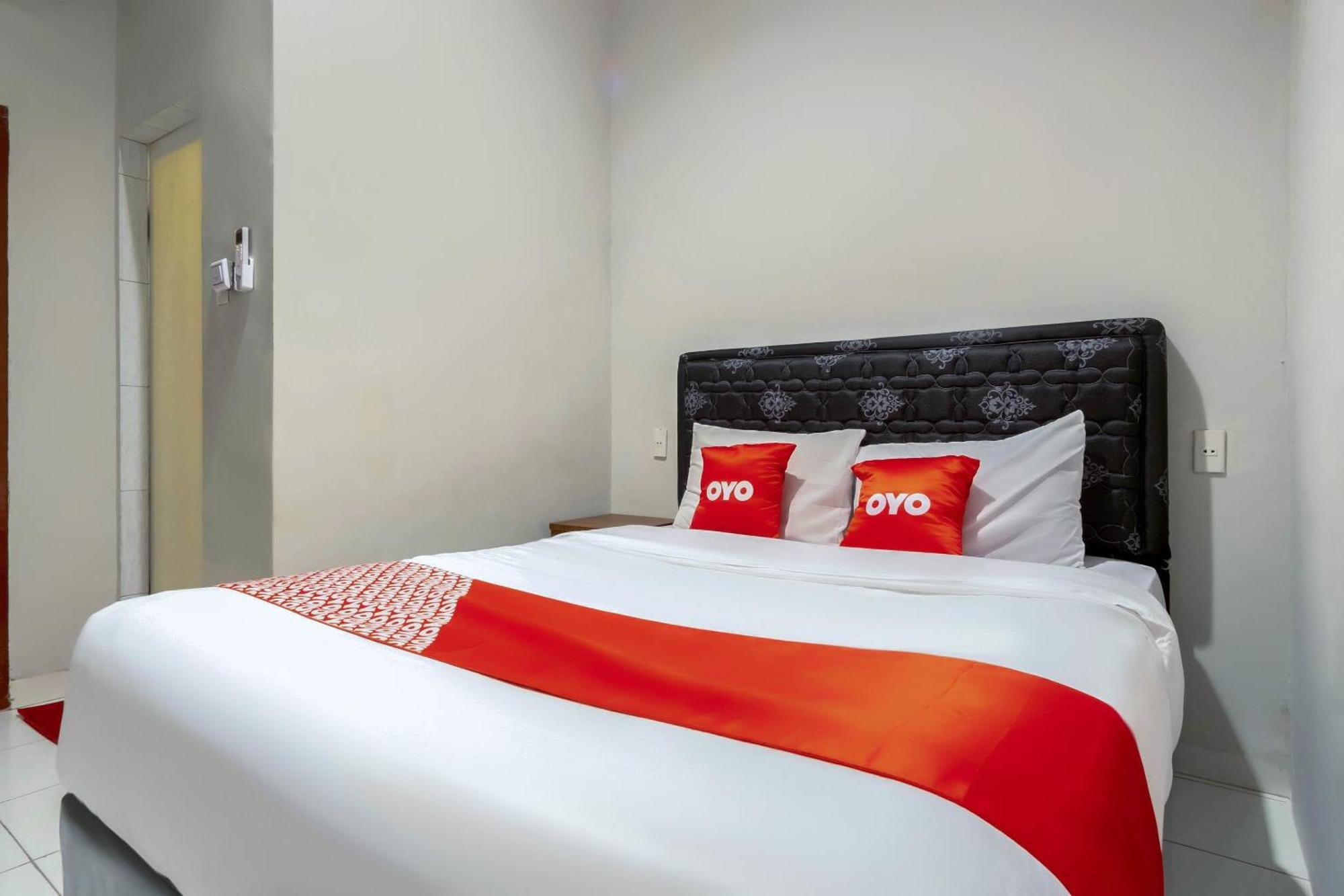 Super Oyo 2345 Homestay Jaya 메단 외부 사진
