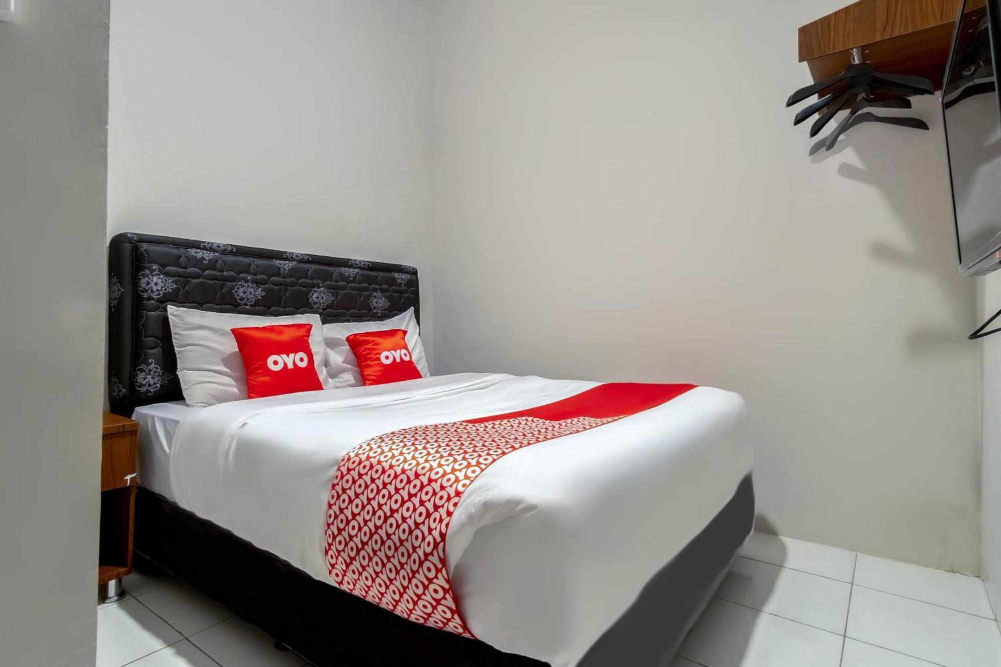 Super Oyo 2345 Homestay Jaya 메단 외부 사진